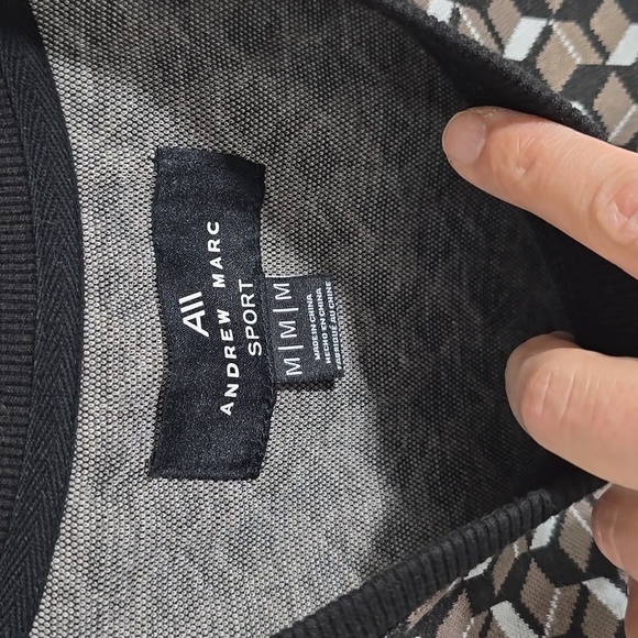 {Andrew Marc} Sport Women's Short Sleeve Fashion Sweatshirt - Size Medium - Picture 11 of 12